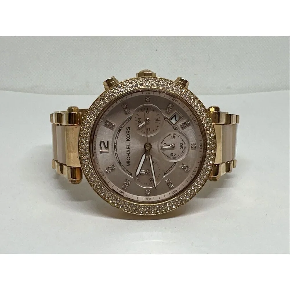 Michael Kors Parker MK5896 Women Rose Gold Analog Dial Quartz Wrist Watch NUL44